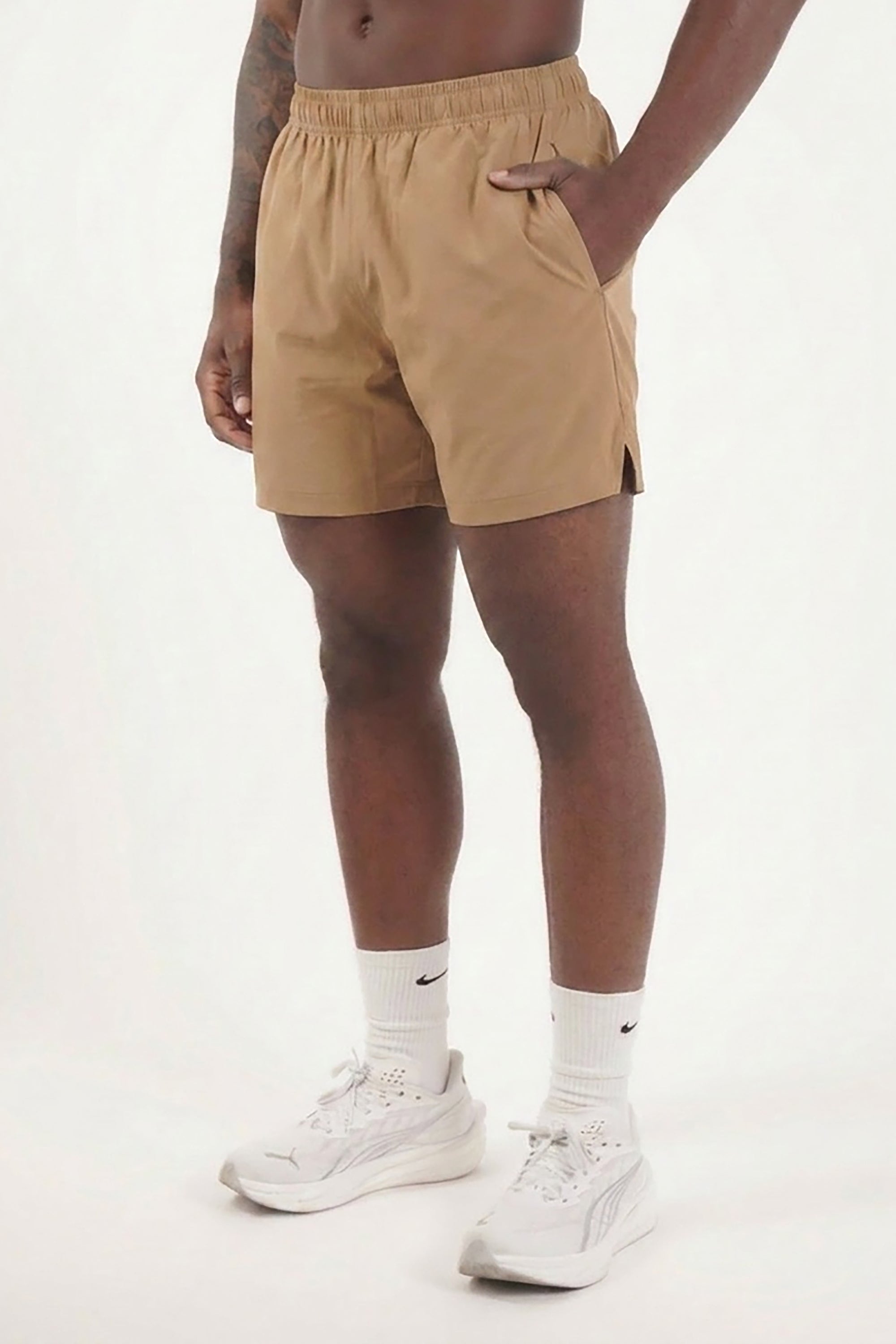 UC032 Summit Everyday Shorts 5" Inseam - Khaki
