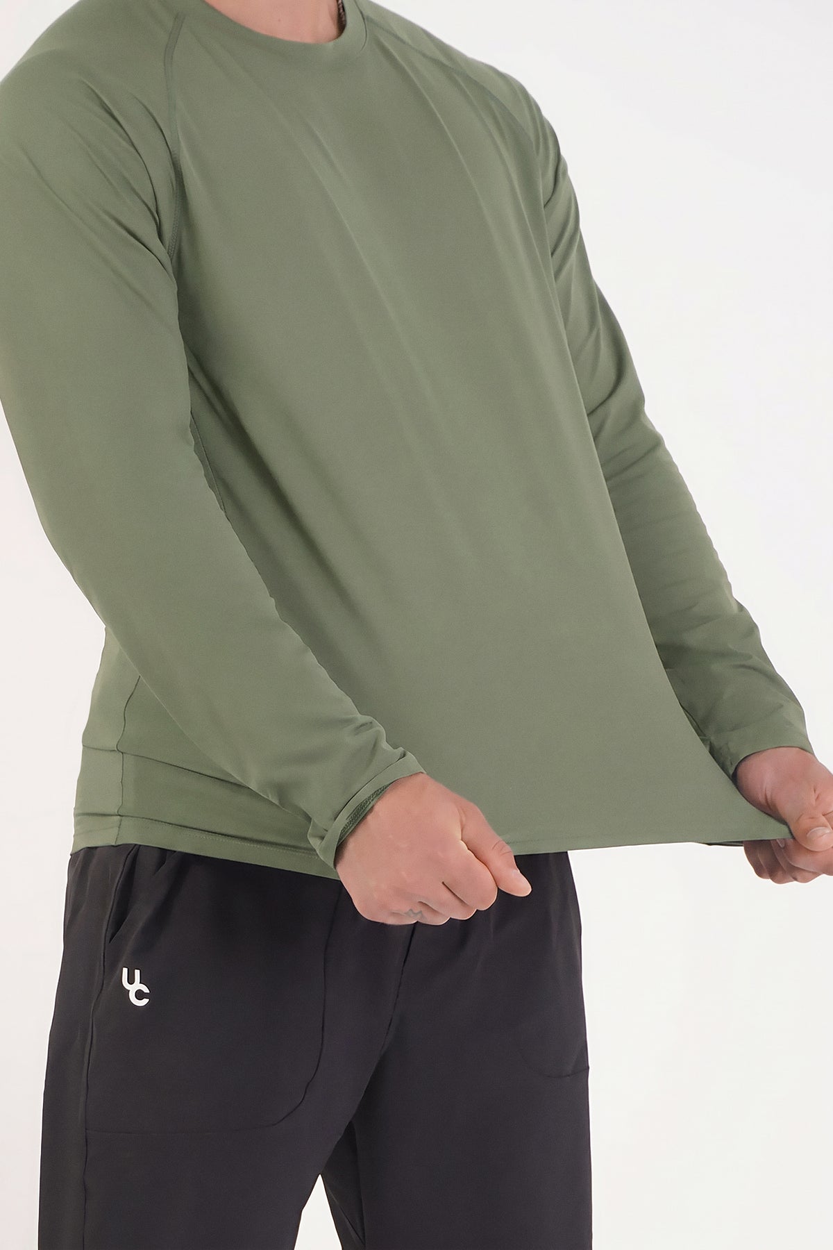 UC032 Summit Long Sleeve - Moss Green