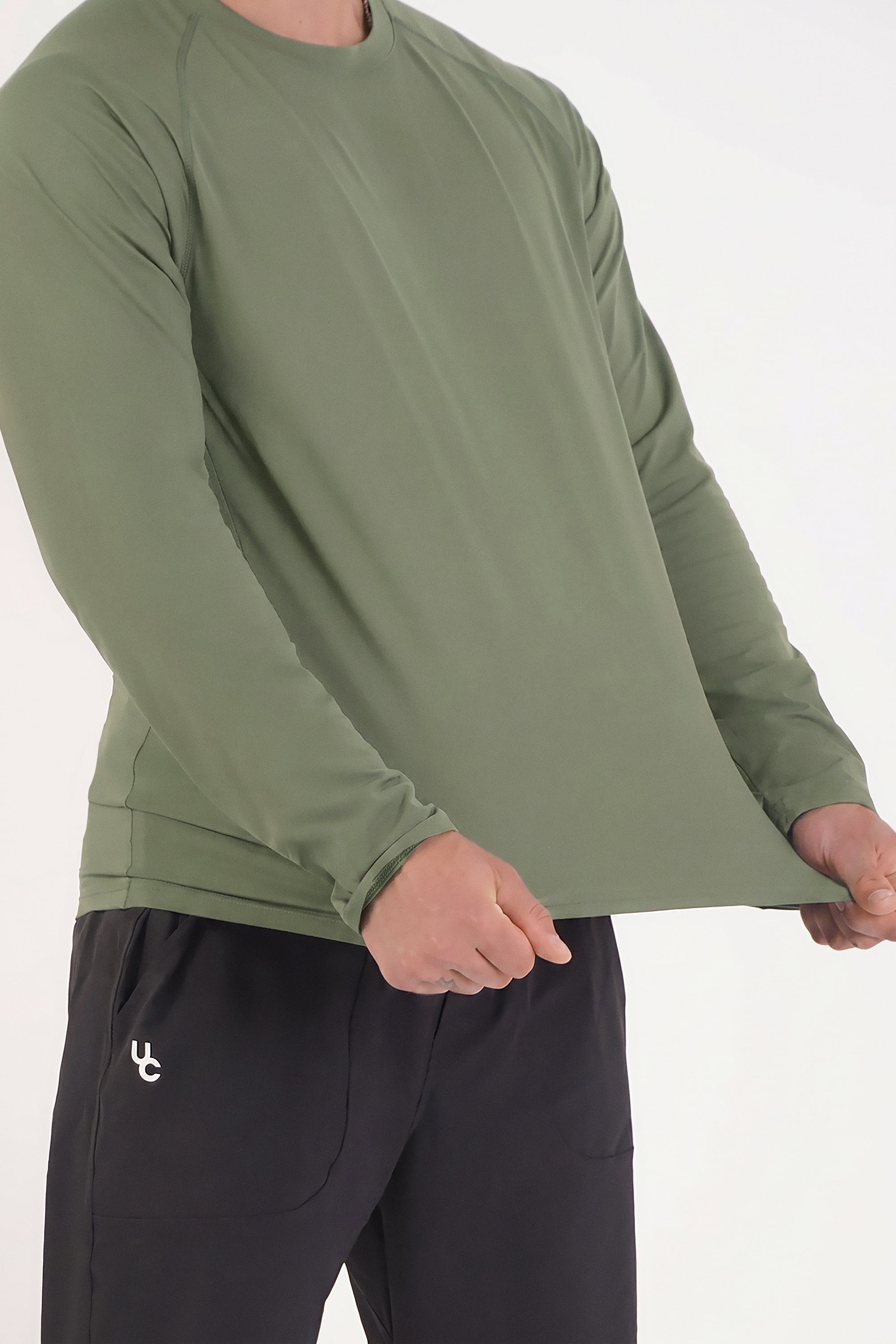UC032 Summit Long Sleeve - Moss Green
