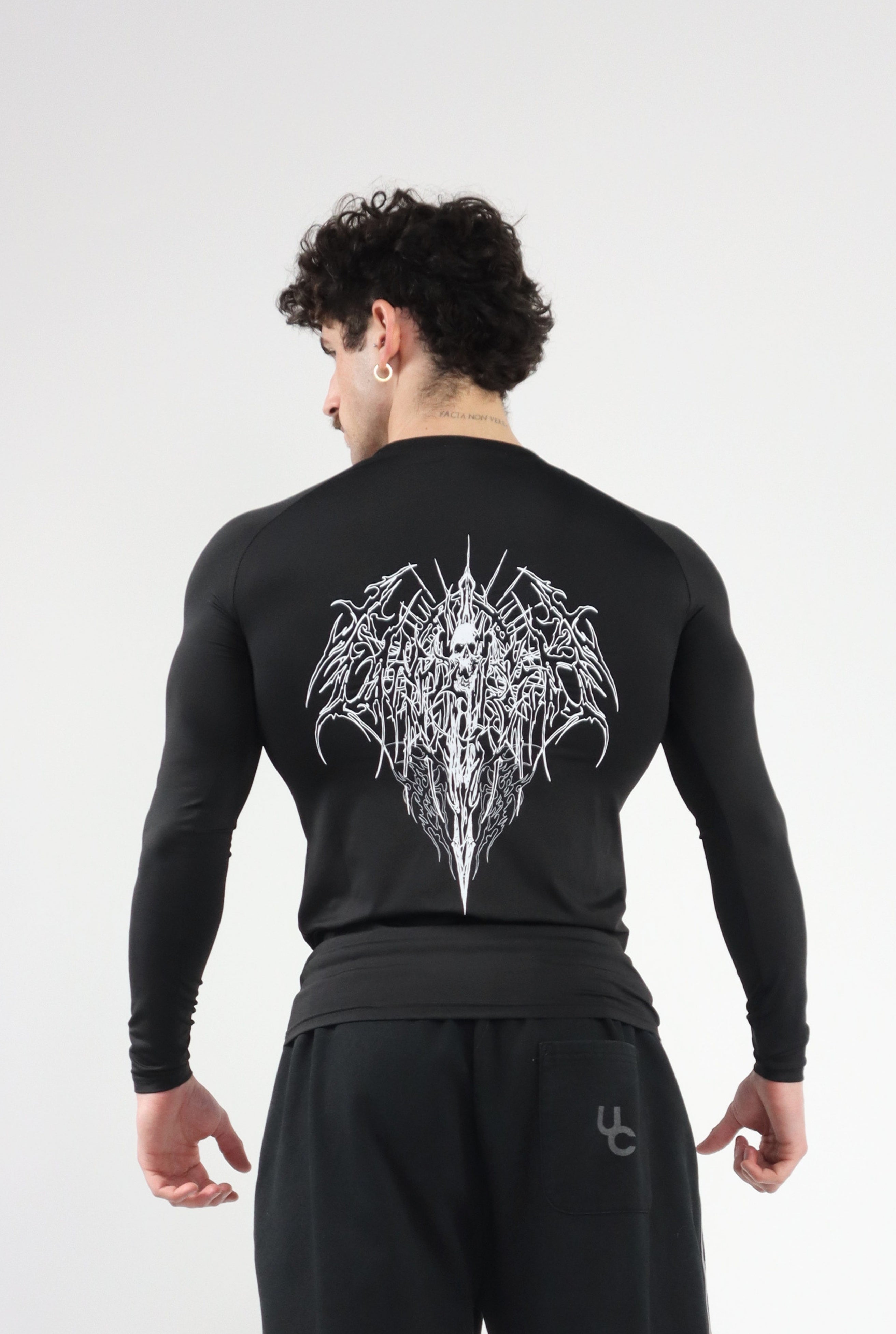 UC046 Void Compression Longsleeve - Black