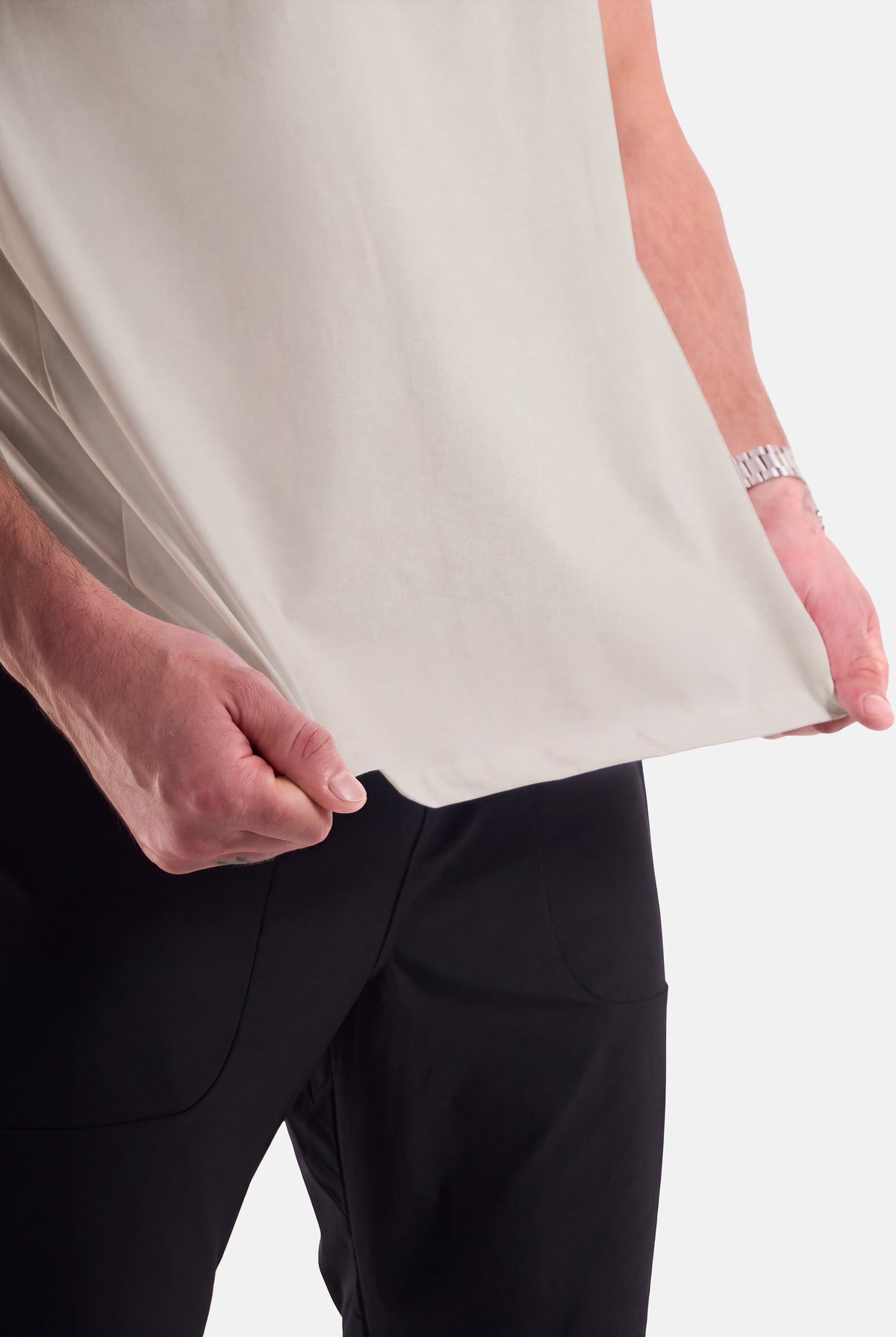 UC025 Summit Everyday Tee - Taupe