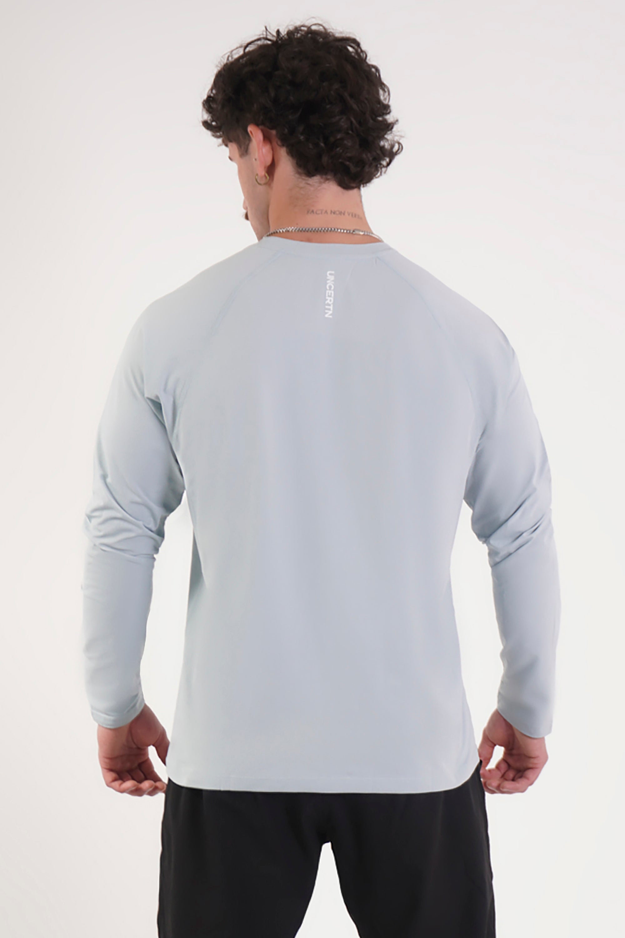 UC032 Summit Long Sleeve - Sky Blue