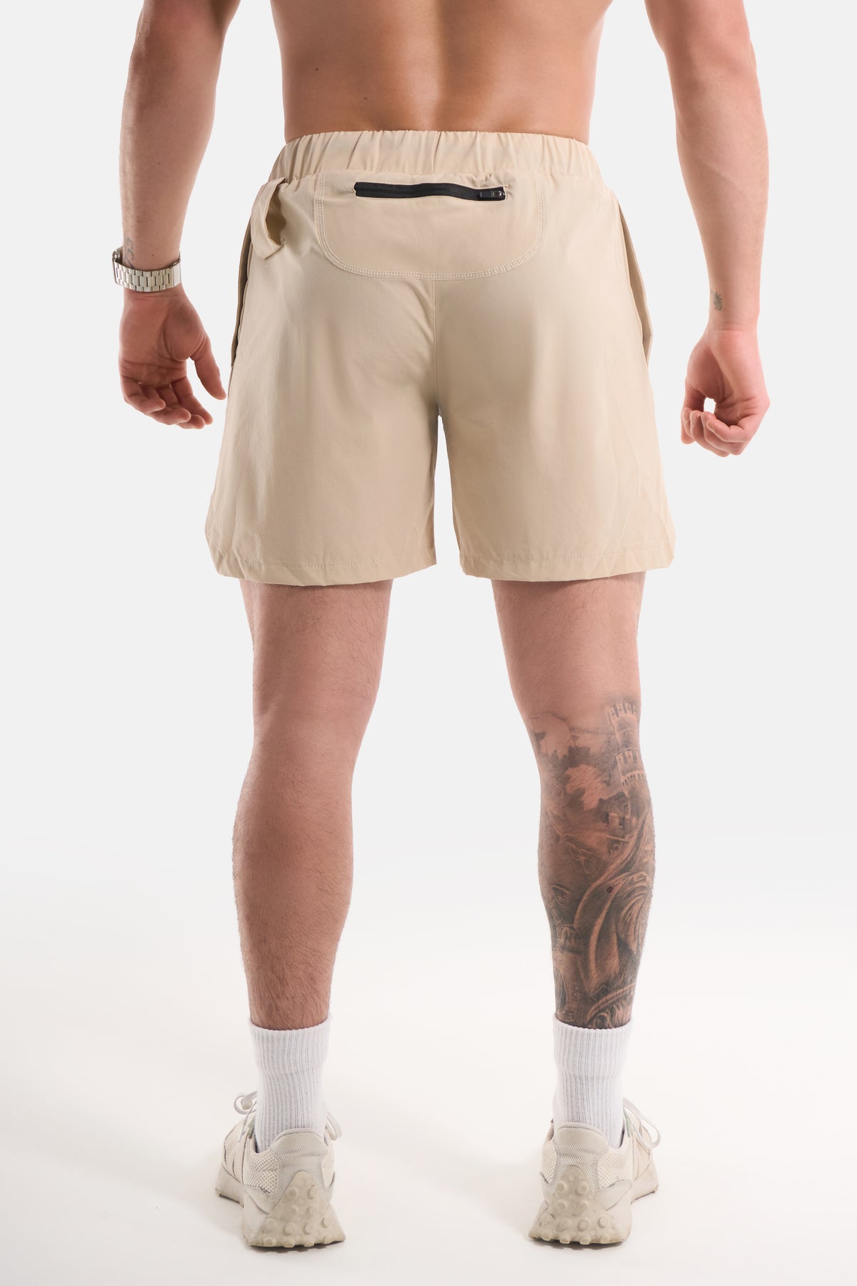 UC025 Summit Performance Shorts - Sand